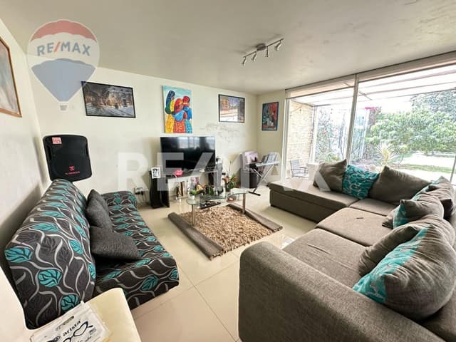 Venta de casa en Burgos Corinto, Temixco, Morelos...Clave 4953