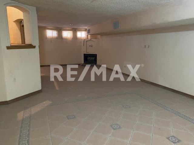CASA EN VENTA FRACC. BOSQUES DE SAN JOSE