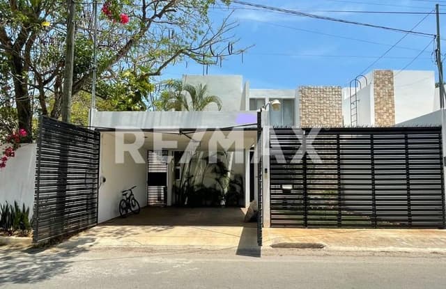 Casa en venta en colonia Montes de Amé