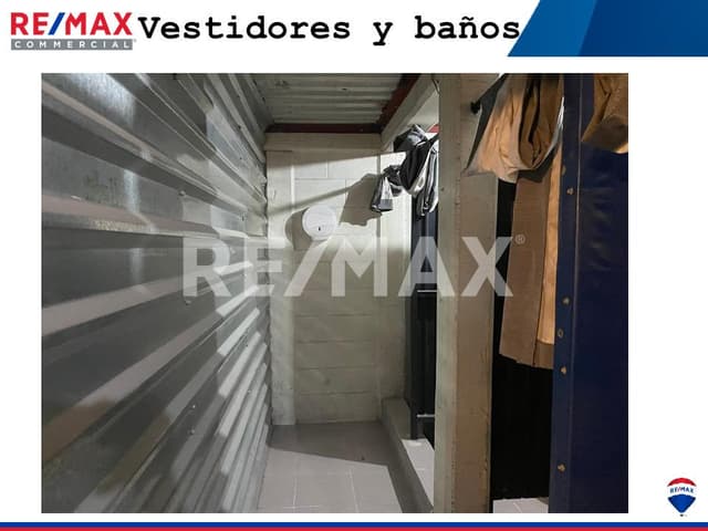 NAVE INDUSTRIAL EN VENTA COL. EL CARMEN, EL MARQUÉS, QRO. 