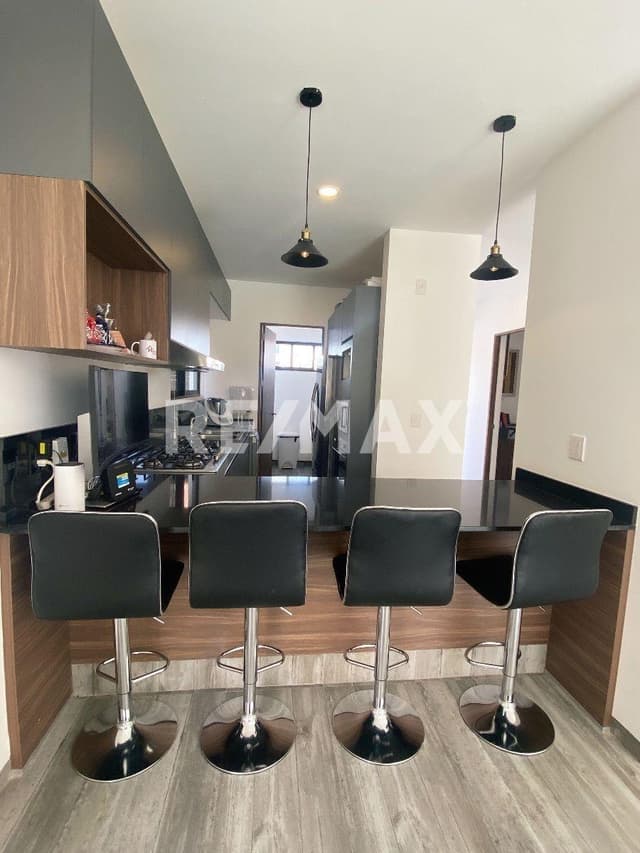 CASA EN VENTA ALTOS DE JURIQUILLA QUERETARO.