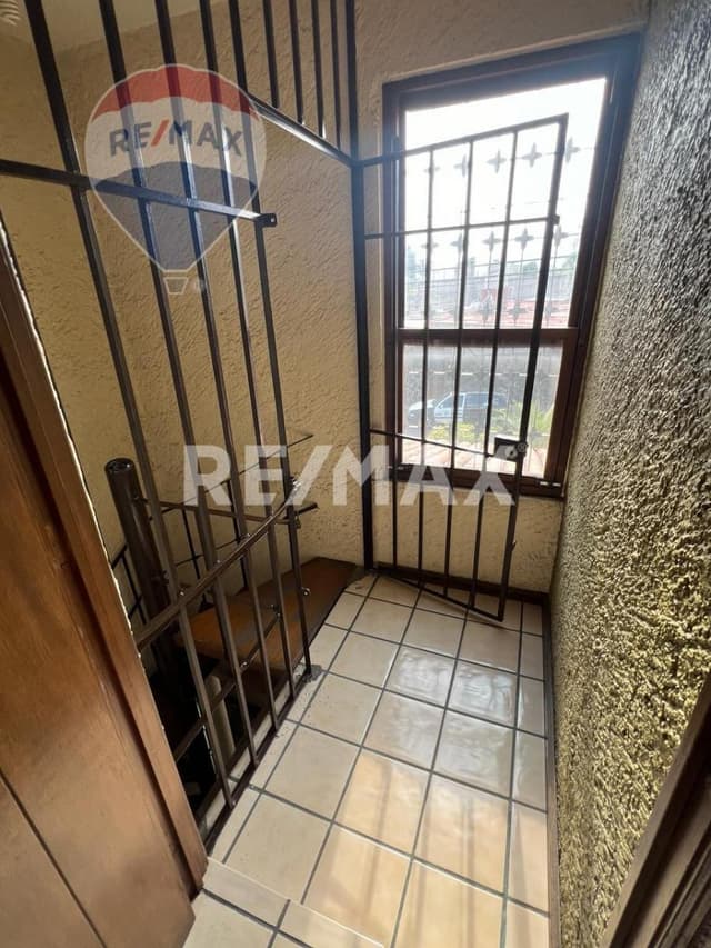 Venta de casa sola, Col. Maravillas, Cuernavaca, Morelos...Clave 4965