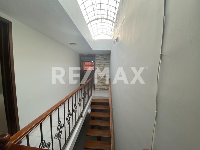 Casa en Venta de 2 plantas, ubicada en Fraccionamiento Esparza