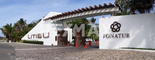 Luxury Residences UAVI - Life by design. inspired by nature 