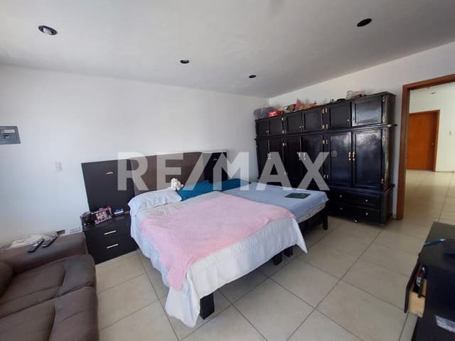 Casa en Venta en Fracc. Las Nubes II, con habitación en planta baja 