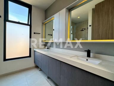 property image preview0