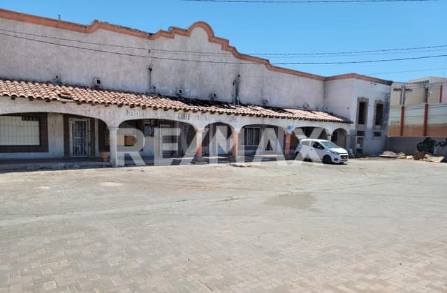 LOCAL COMERCIAL EN VENTA, COL. BELLAVISTA, BLVD LÓPEZ MATEOS, MEXICALI, B.C.