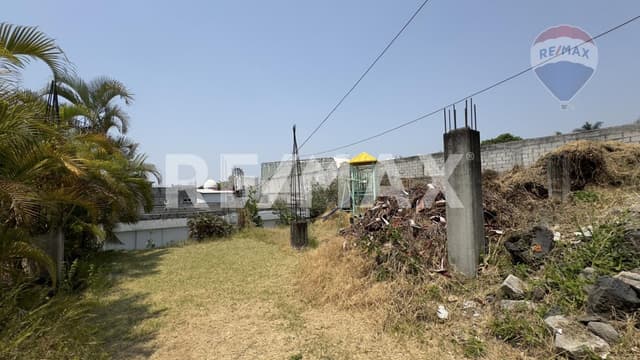 Venta de terreno, zona comercial, Ahuatepec, Cuernavaca, Morelos...Clave 4978