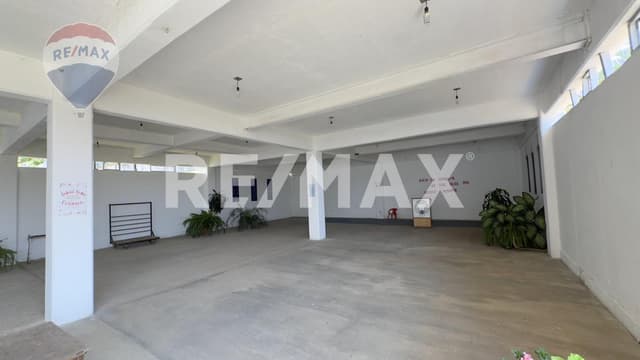 Venta de terreno, zona comercial, Ahuatepec, Cuernavaca, Morelos...Clave 4978