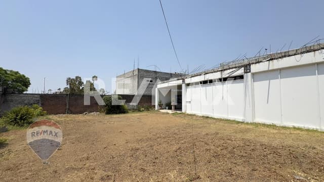 Venta de terreno, zona comercial, Ahuatepec, Cuernavaca, Morelos...Clave 4978