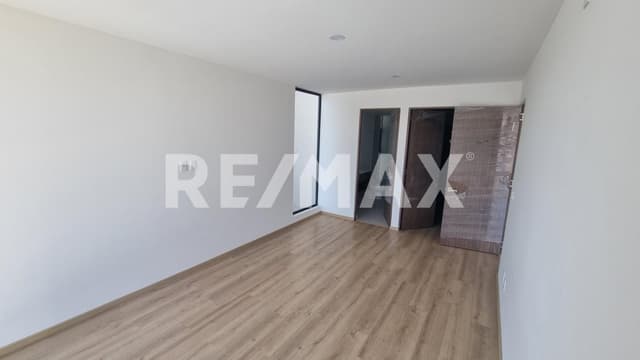 DEPARTAMENTO EN RENTA GRAND LIVING JURIQUILLA QUERETARO RCV240530-AEB/DE