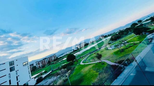 DEPARTAMENTO EN VENTA ZIBATA CON VISTA AL LAGO. EL MARQUÉS, QRO. 