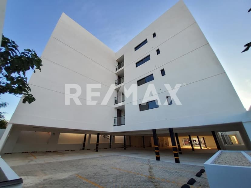 Gallery main