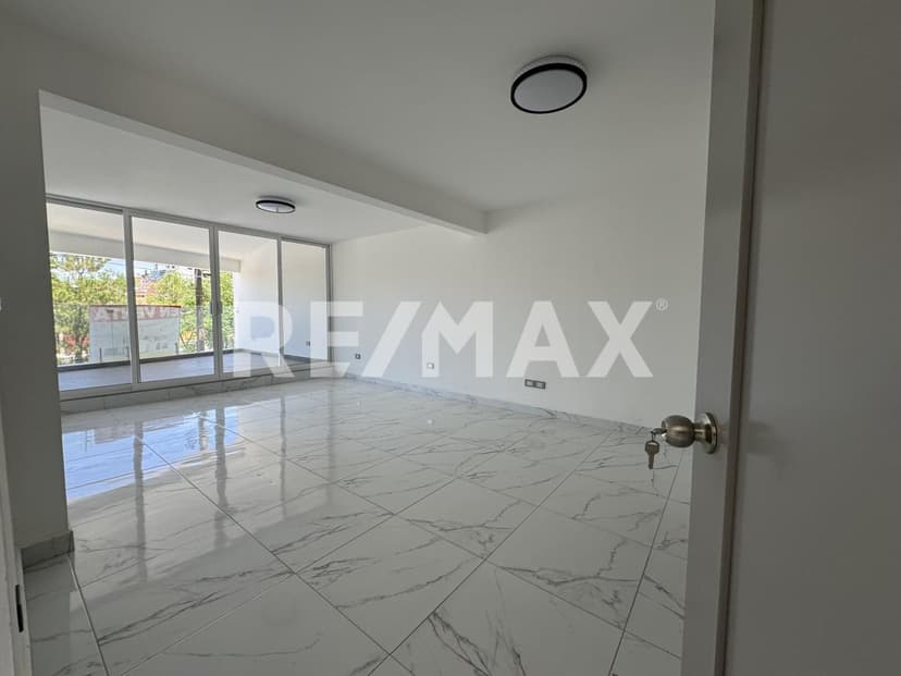 Se vende casa en Fraccionamiento Lomas del Guadiana