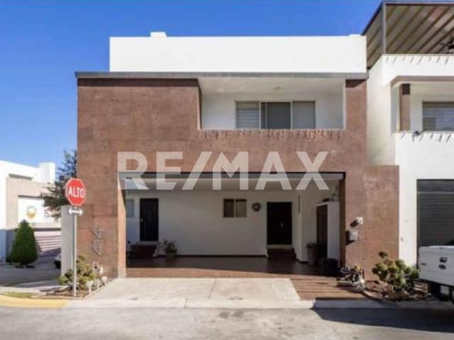 Residencia en Venta en Sector Francés, Cumbres 8vo Sector