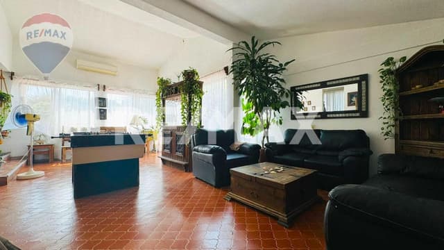 Venta de casa sola, Col. Lomas de Burgos, Temixco, Morelos...Clave 4983