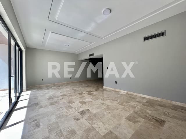 CASA EN VENTA EN ALTOZANO LA NUEVA LAGUNA