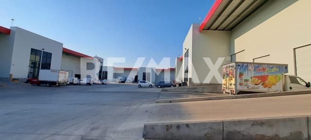 RENTA BODEGA NAVE INDUSTRIAL APASEO EL GRANDE LIMITE CON QUERETARO