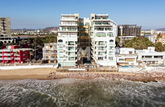Jr. Penthouse en venta en Tiara Sands