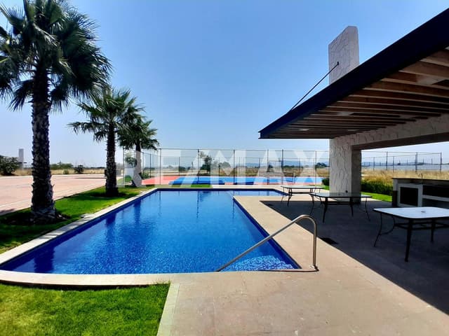 TERRENO EN VENTA EN CIUDAD MADERAS SUR 