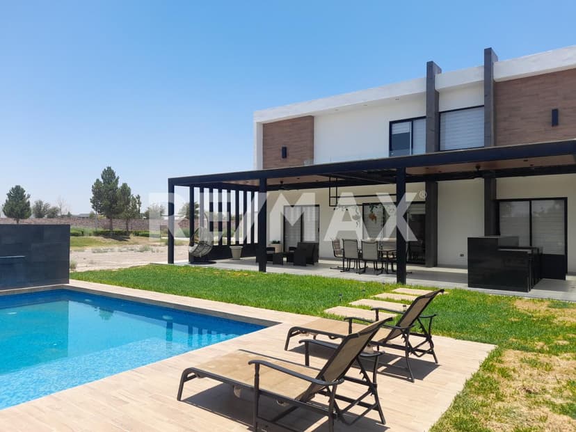 CASA EN VENTA EN ALTOZANO LA NUEVA LAGUNA 