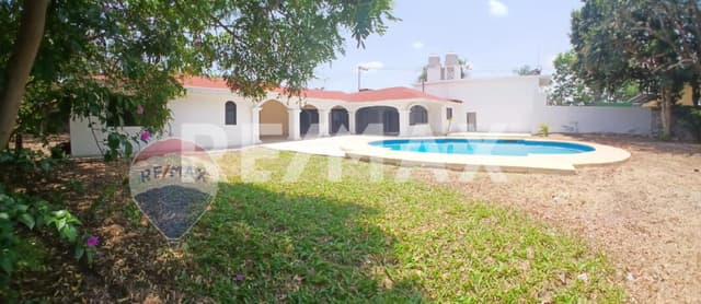 Venta de casa un nivel, Lomas de Cuernavaca, Morelos...Clave 4996