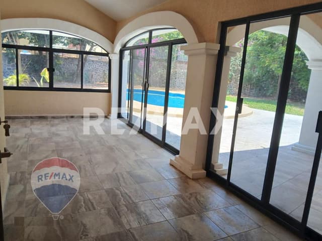Venta de casa un nivel, Lomas de Cuernavaca, Morelos...Clave 4996