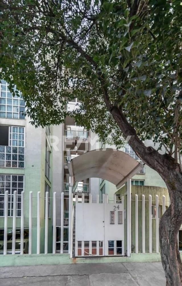 Departamento en primer piso