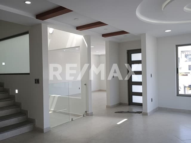 CASA NUEVA EN VENTA EN LOMAS VERDES 6a. SECCIÓN