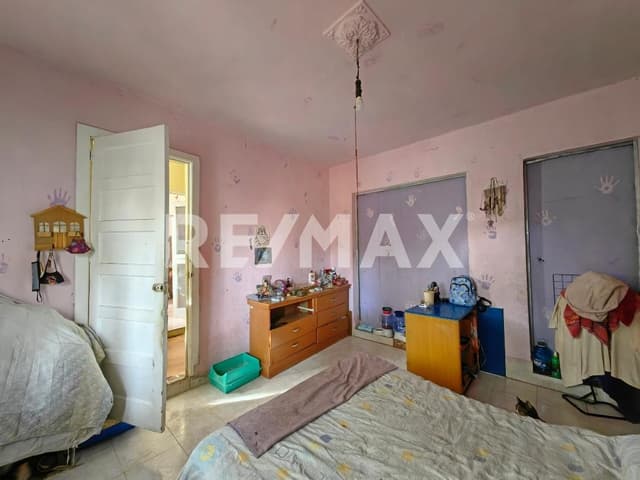 CASA 262m2 / 6R / 3B / 1A