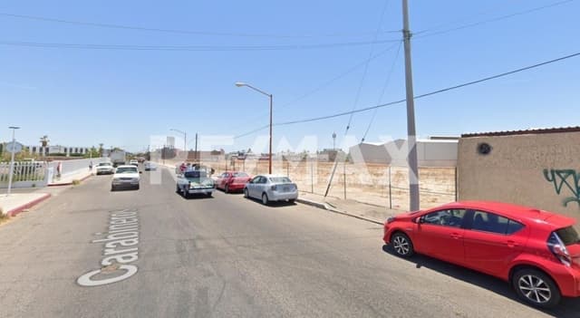 Terreno comercial en excelente zona 3