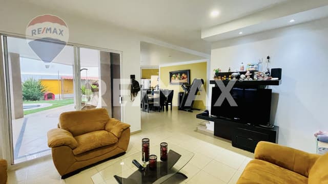Venta de casa sola, Fracc. Loma Sol, Cuernavaca, Morelos...Clave 5009