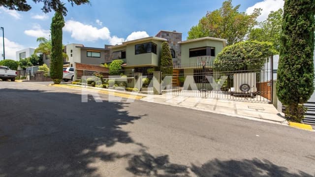 Casa en venta Loma de Vallescondido