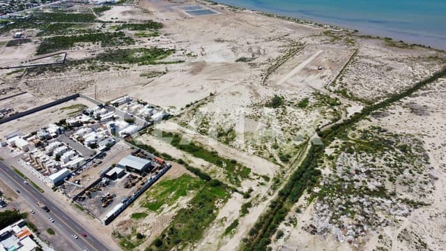 TERRENO CENTENARIO Desarrollador