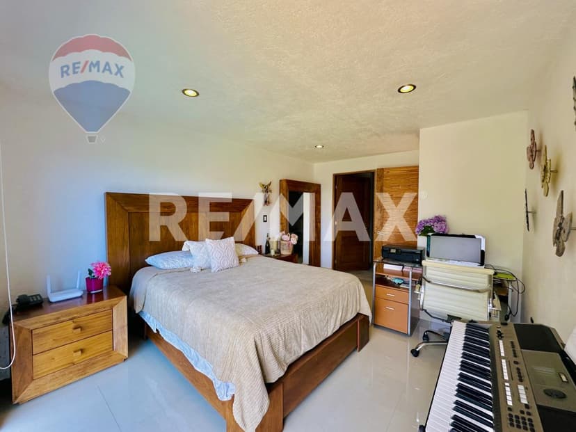 Venta de casa en Lomas de Coyuca, Cuernavaca, Morelos...Clave 5017