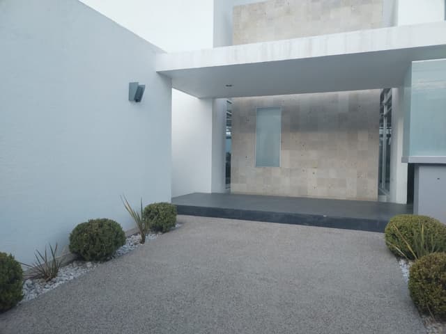 CASA VENTA JURICA MISIONES JURIQUILLA 