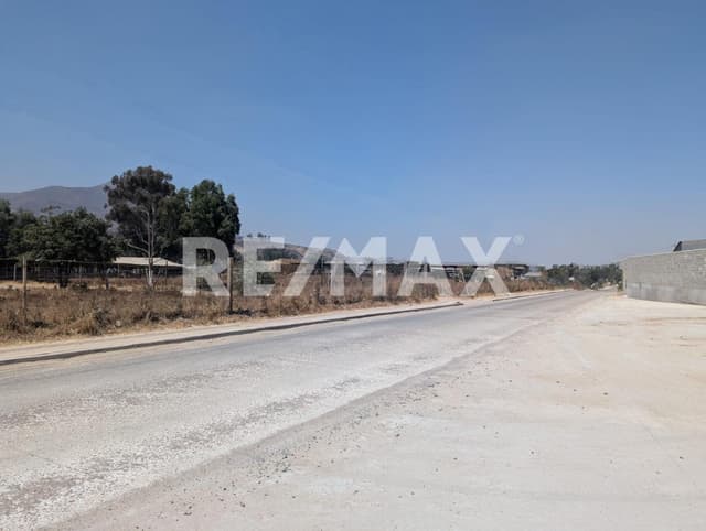 Terreno Comercial en Venta Zona Industrial Ojo de Agua Tijuana