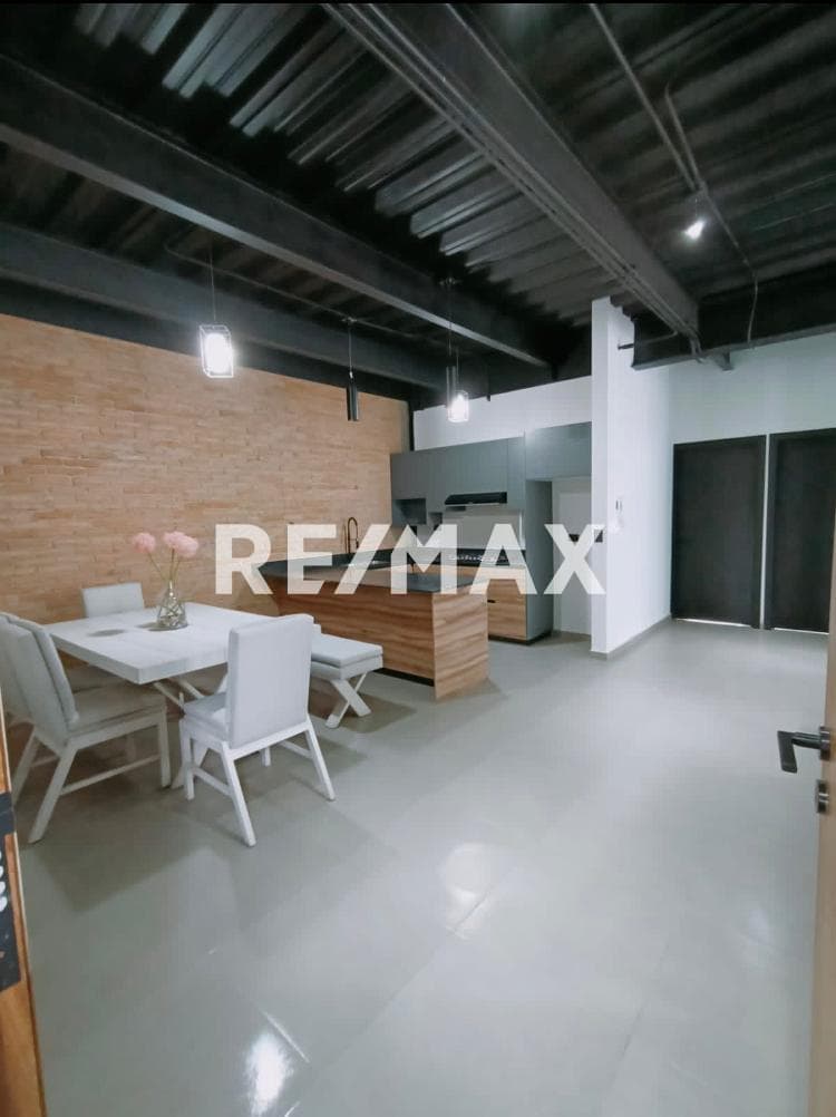 Moderno Departamento industrial en venta con una excelente vista