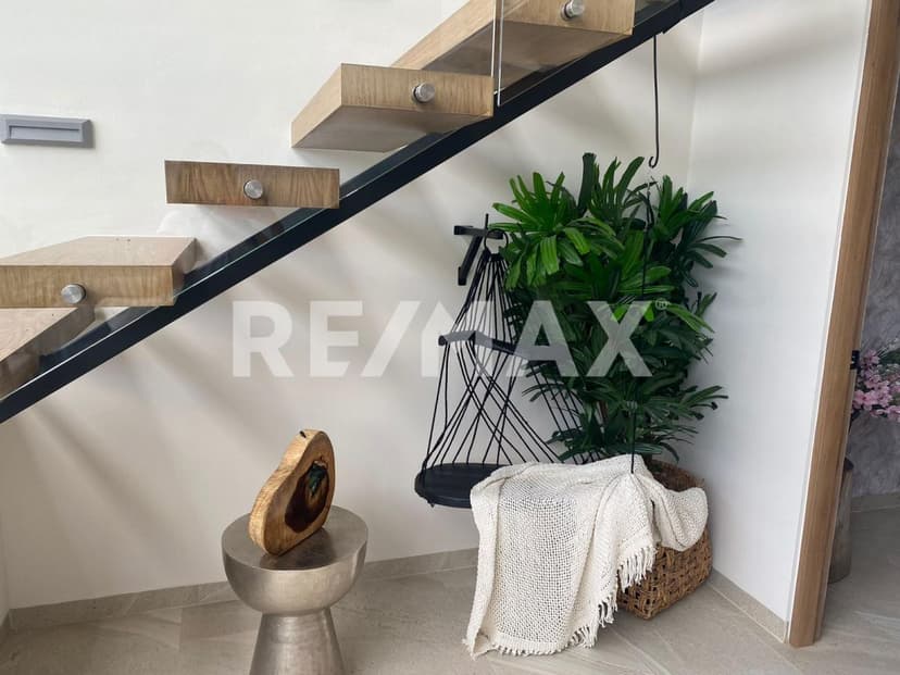 Gallery preview 3