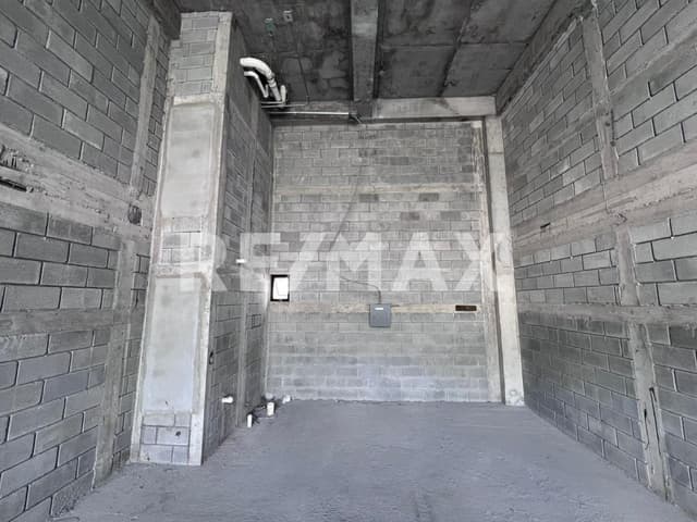 Local Comercial Plaza Magnum Av Insurgentes. San Jeronimo