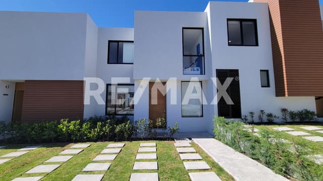 Casa en VENTA en Condominio en Altos Juriquilla, Querétaro.