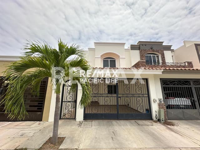 CASA EN VENTA EN REAL DEL VALLE