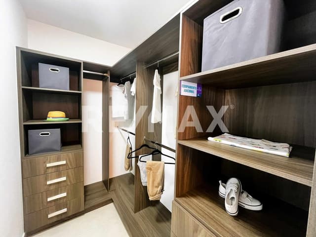 Venta de casa en nueva privada en Zakia.