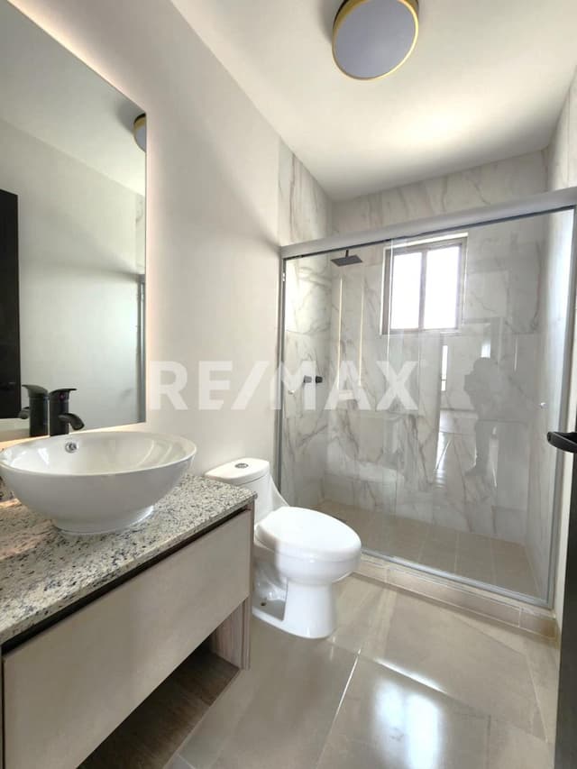 CASA EN VENTA EN LOS VIÑEDOS 