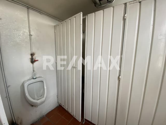 Renta de Local Comercial en División del Norte Tlalnepantla