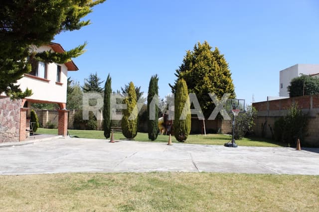 Casa Residencial en Venta Zona Campestre Exclusiva en Cacalomacán, Estado de México