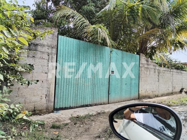 TERRENO EN VENTA 