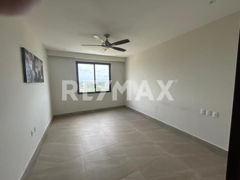 SE RENTA DEPARTAMENTO EN TORRE 1010 SIN MUEBLES
