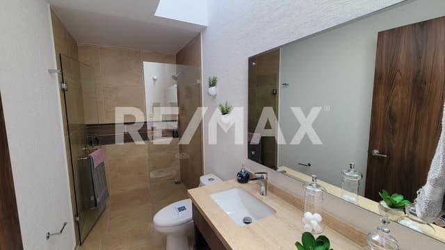 Casa en VENTA en Condominio en Altos Juriquilla, Querétaro.