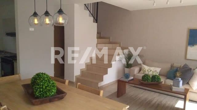 VENTA DE CASA EN LAS HACIENDAS 3 RECAMARAS Y ALCOBA EN PLANTA BAJA